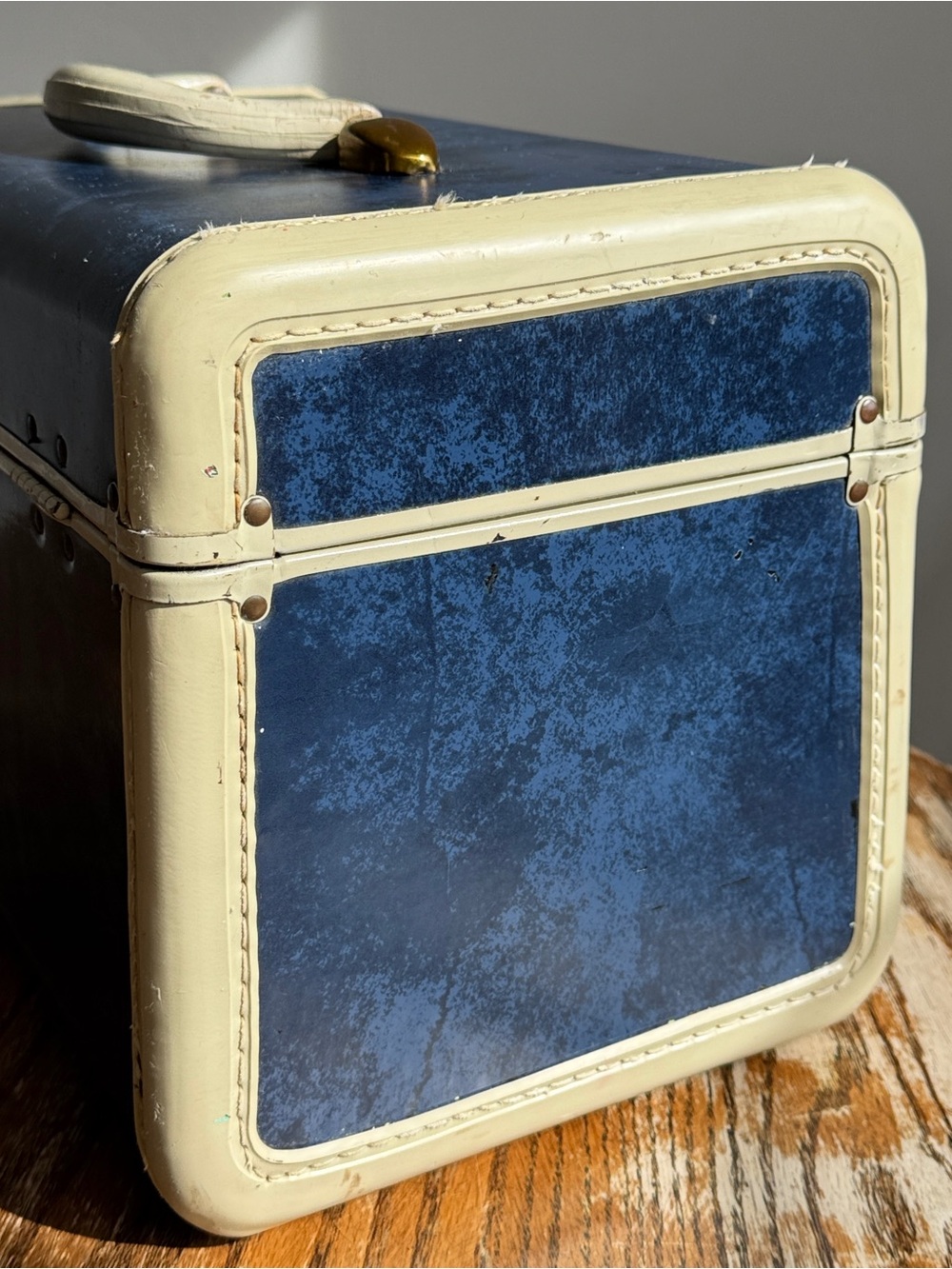 Vtg Samsonite Schwayder Train Luggage 4712 Makeup Travel Case Blue Marble 13x9x8 - Picture 2 of 14